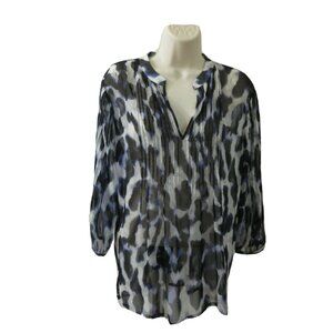 Chicos Semi-Sheer Tunic Size 1 Medium Long Sleeve Animal Print V-Neck Pin Tucks